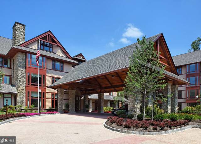 Property at 8300 Burdette Rd #616, Bethesda, MD 20817, 2 beds, 2.5 baths