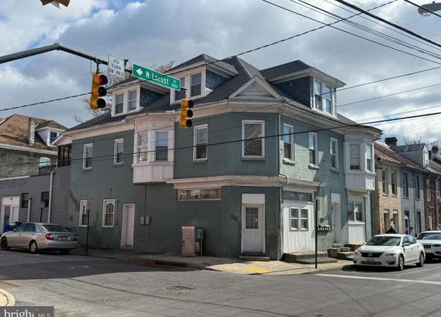 Property at 246 N Locust St N, Hagerstown, MD 21740, 5 beds