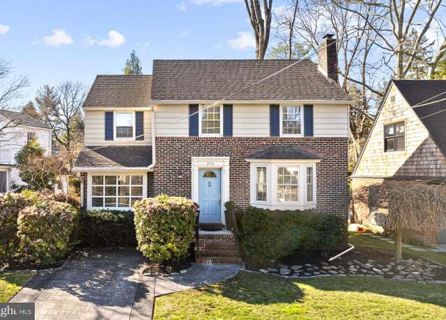 Property at 200 Homestead Ave, Haddonfield, NJ 08033, 3 beds, 1.5 baths