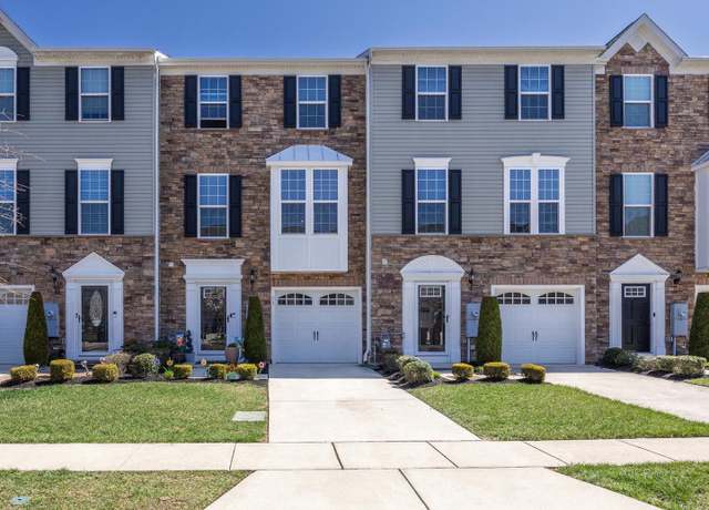 Property at 71 Village Green Ln, Sicklerville, NJ 08081, 3 beds, 2.5 baths