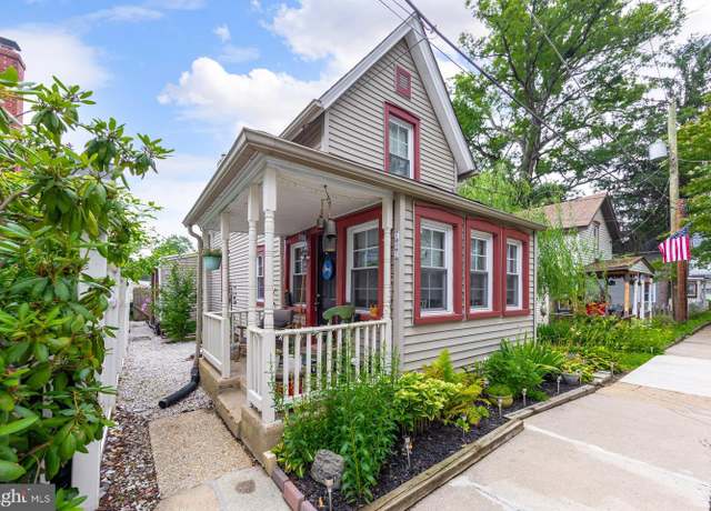 Property at 107 Seventh Ave, Pitman, NJ 08071, 2 beds, 1 bath