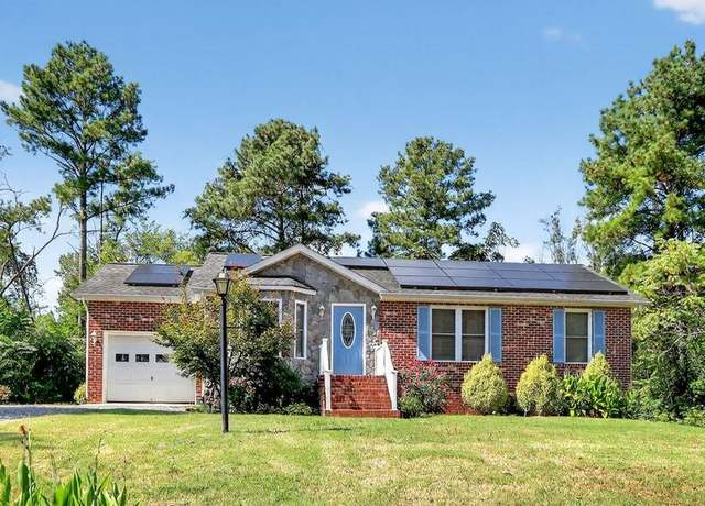 Property at 330 Powder Horn Dr, Ruther Glen, VA 22546, 4 beds, 3 baths