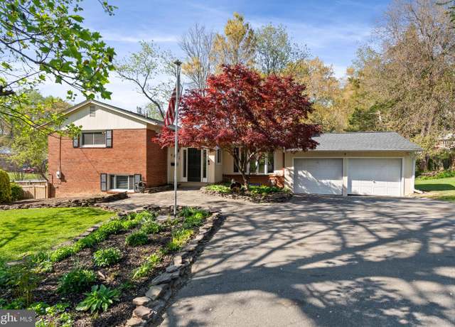 Property at 6822 Valley Brook Dr, Falls Church, VA 22042, 5 beds, 4 baths