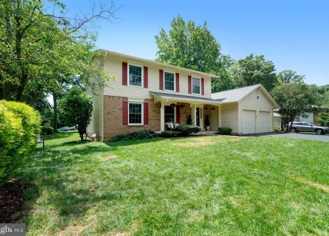 Property at 7208 Flower Tuft Ct, Springfield, VA 22153, 4 beds, 2.5 baths