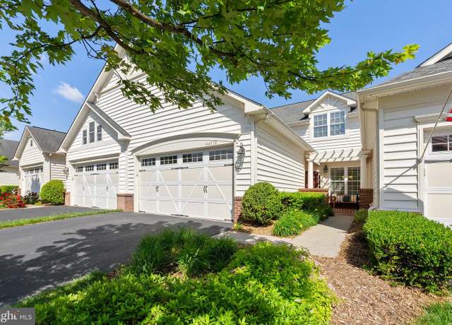 Property at 44372 Sunset Maple Dr, Ashburn, VA 20147, 3 beds, 2.5 baths