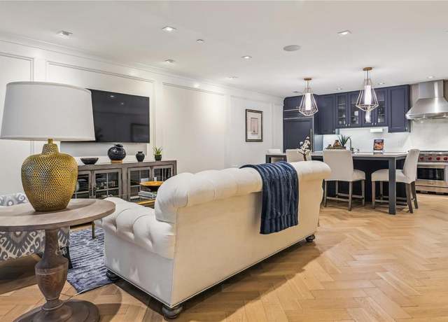 Property at 1832 16th St NW #1, Washington, DC 20009, 2 beds, 2 baths