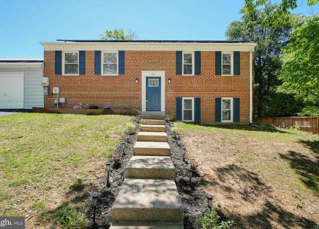 Property at 3 Woodsend Pl, Rockville, MD 20854, 4 beds, 3 baths