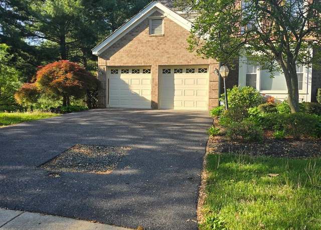 Property at 903 Lake Front Dr, Bowie, MD 20721, 5 beds, 4.5 baths