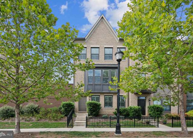 Property at 6400 47th Ave, Riverdale, MD 20737, 4 beds, 2.5 baths