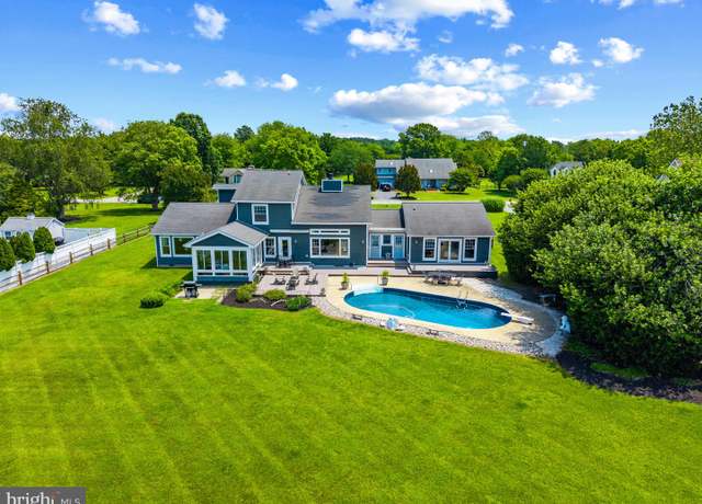 Property at 211 Prospect Bay Dr W, Grasonville, MD 21638, 4 beds, 3.5 baths