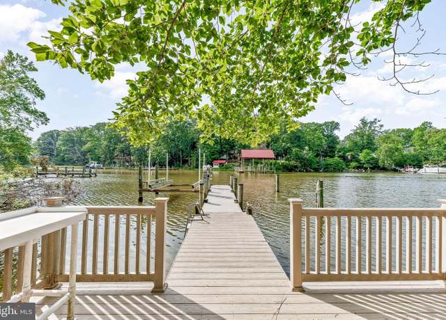 Property at 24611 Greenview Dr, Hollywood, MD 20636, 4 beds, 2.5 baths