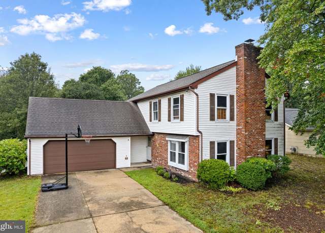 Property at 18 Halo Ave, Sewell, NJ 08080, 4 beds, 2.5 baths