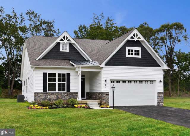 Property at 50 Burnside Dr, East Berlin, PA 17316, 3 beds, 2 baths