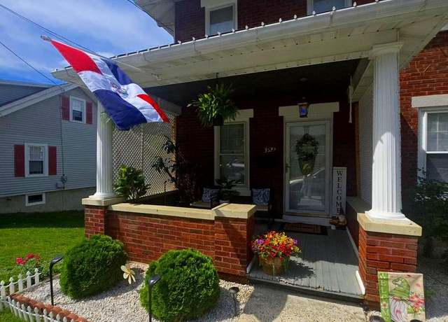 Property at 3522 Oak St, Reading, PA 19605, 3 beds, 1.5 baths