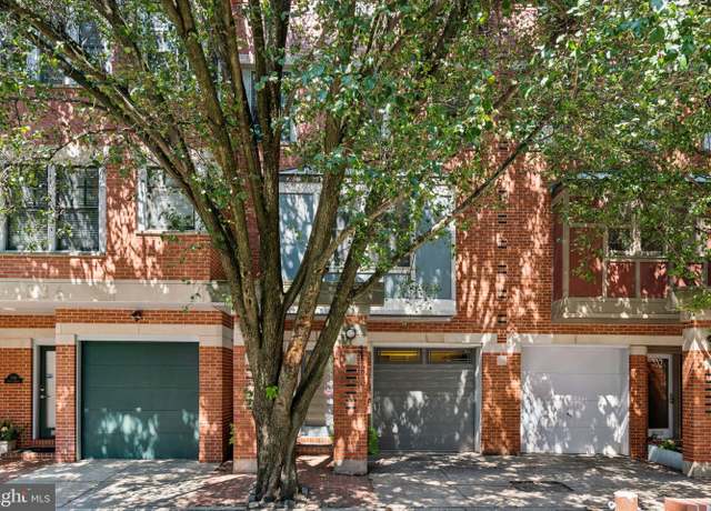Property at 334 S Quince St, Philadelphia, PA 19107, 3 beds, 3 baths