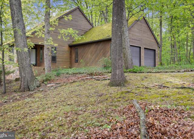 Property at 322 Bethel Church Rd, New Cumberland, PA 17070, 3 beds, 2.5 baths