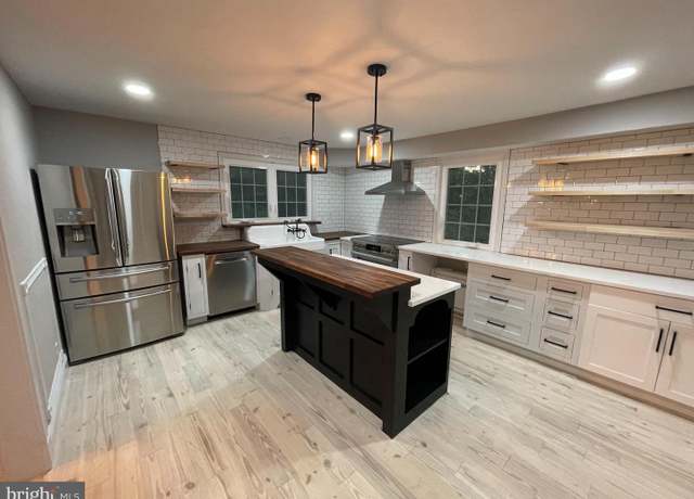 Property at 7057 Blackwell Rd, Warrenton, VA 20187, 3 beds, 2.5 baths