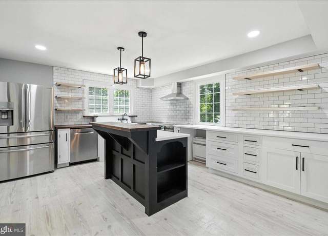 Property at 7057 Blackwell Rd, Warrenton, VA 20187, 3 beds, 2.5 baths