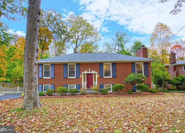 Property at 5817 Dawes Ave, Alexandria, VA 22311, 5 beds, 2.5 baths