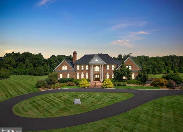 Property at 37120 Devon Wick Ln, Purcellville, VA 20132, 6 beds, 6.5 baths