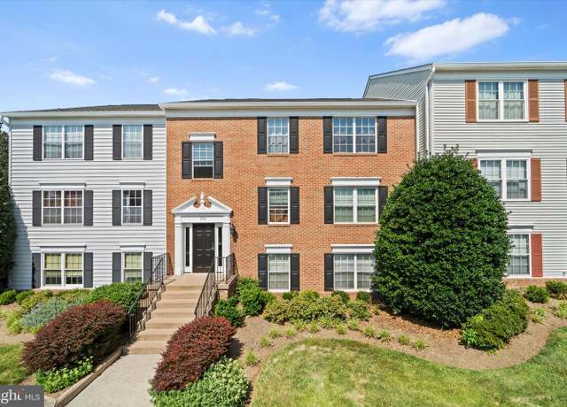 Property at 119 Prosperity Ave SE Unit C, Leesburg, VA 20175, 3 beds, 2 baths