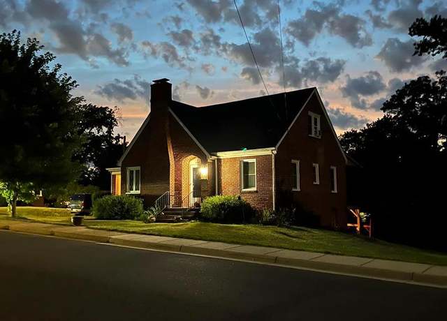 Property at 9226 Portner Ave, Manassas, VA 20110, 4 beds, 2 baths