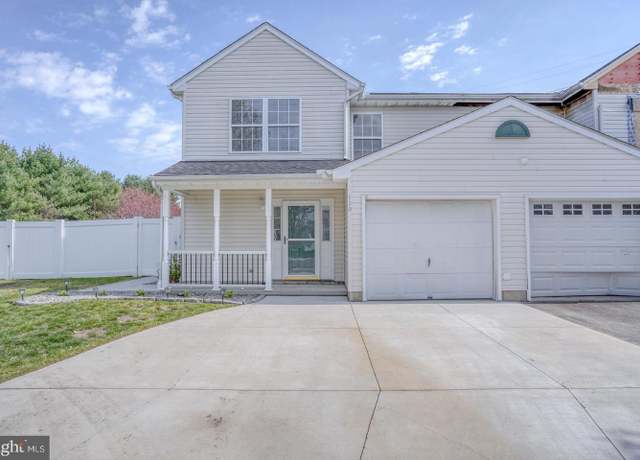 Property at 120 Teak Ct, Dover, DE 19901, 3 beds, 2.5 baths