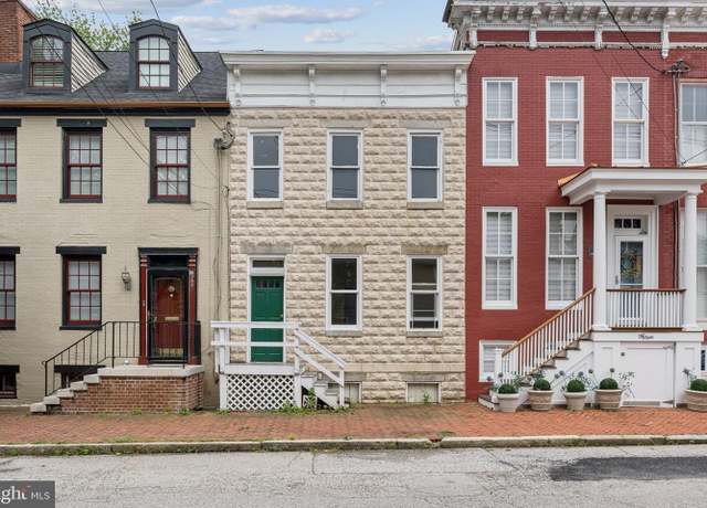 Property at 11 1/2 College Ave, Annapolis, MD 21401, 2 beds, 2 baths