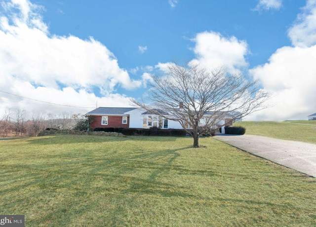Property at 45 Old Westminster Rd, Hanover, PA 17331, 4 beds, 2 baths