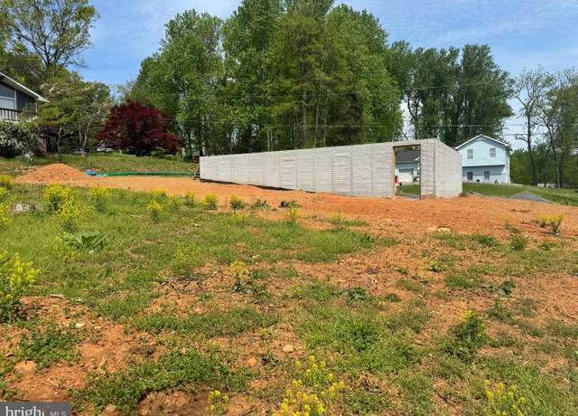 Property at 15 Hilltop Trl, Fairfield, PA 17320