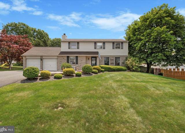 Property at 1375 Nancy Dr, Southampton, PA 18966, 4 beds, 2.5 baths