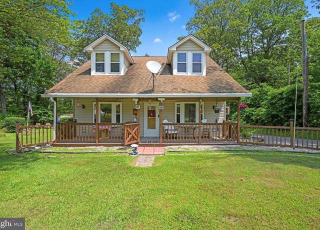 Property at 81 Hill Rd, Pottsville, PA 17901, 3 beds, 1.5 baths