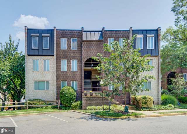 Property at 5040 7th Rd S #301, Arlington, VA 22204, 2 beds, 1 bath