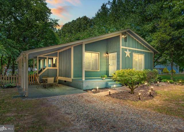 Property at 803 Lake Caroline Dr, Ruther Glen, VA 22546, 3 beds, 2 baths