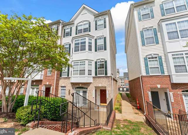 Property at 14853 Cloverdale Rd, Woodbridge, VA 22193, 3 beds, 2.5 baths