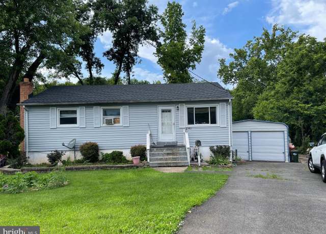 Property at 7401 Albemarle Dr, Manassas, VA 20111, 4 beds, 2 baths