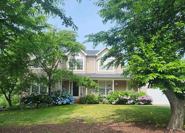 Property at 6205 Patrician Ct, Fredericksburg, VA 22407, 4 beds, 3.5 baths