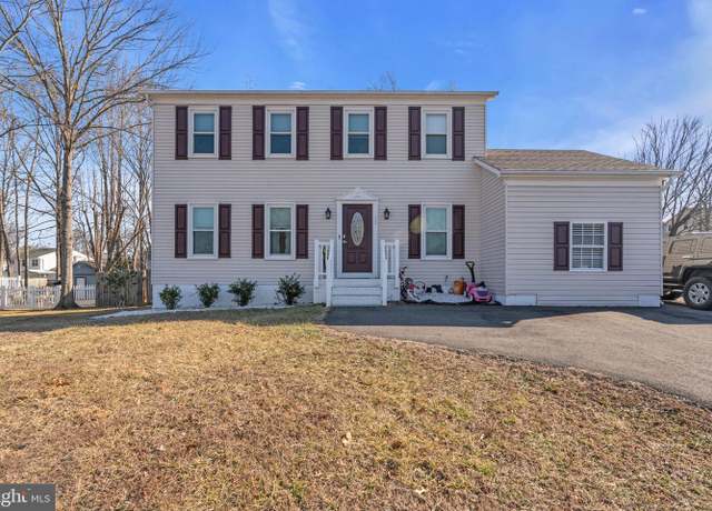 Property at 11 Boyd Dr, Stafford, VA 22554, 4 beds, 2.5 baths