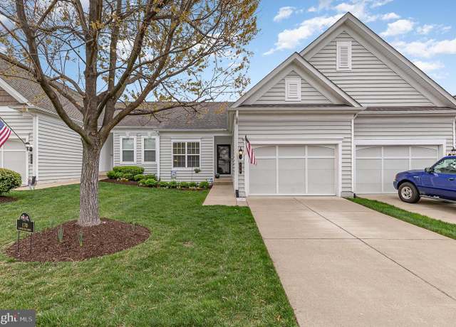 Property at 170 Castle Hill Dr, Fredericksburg, VA 22406, 3 beds, 3 baths