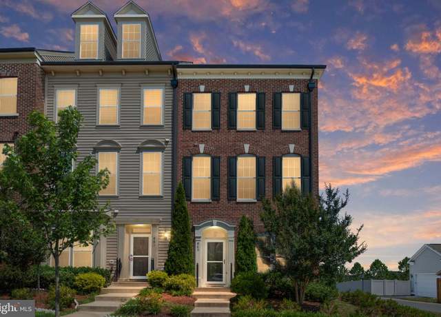 Property at 865 Basswood Dr, Stafford, VA 22554, 3 beds, 2.5 baths