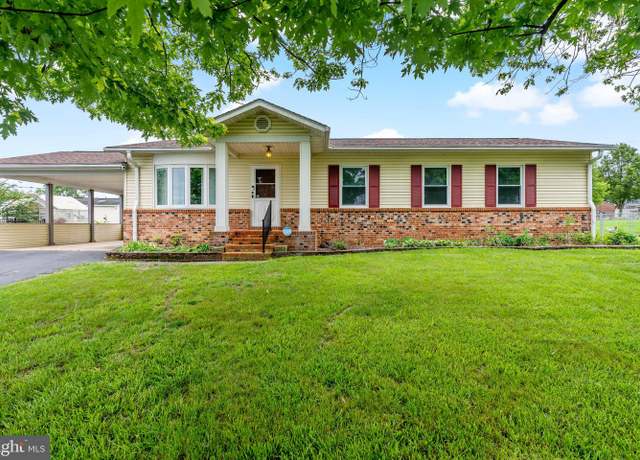 Property at 492 Mimosa Dr, Martinsburg, WV 25404, 3 beds, 2 baths