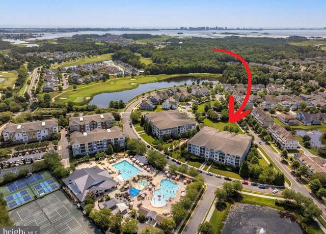 Property at 31574 Winterberry Pkwy Unit 208B, Selbyville, DE 19975, 4 beds, 3 baths