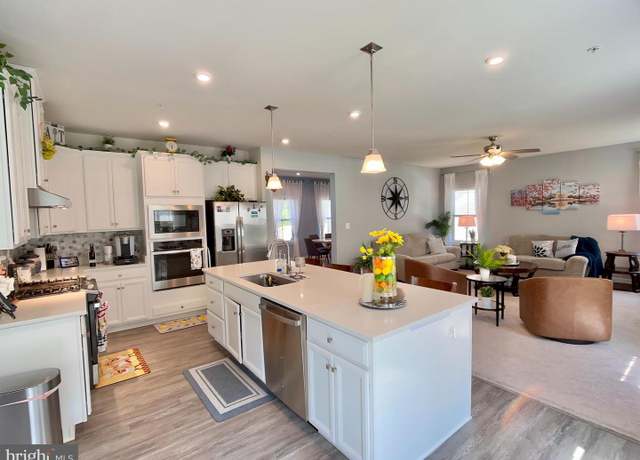 Property at 4001 Emory Ridge Rd, Brandywine, MD 20613, 4 beds, 3.5 baths