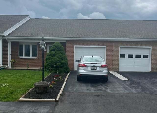 Property at 153 Southern Oak Dr, Hagerstown, MD 21740, 2 beds, 2 baths