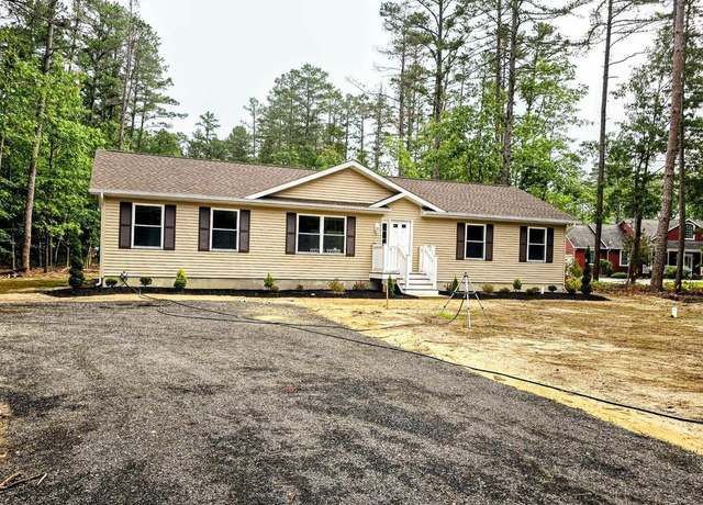Property at 625 Weymouth Rd, Buena, NJ 08310, 4 beds, 2 baths