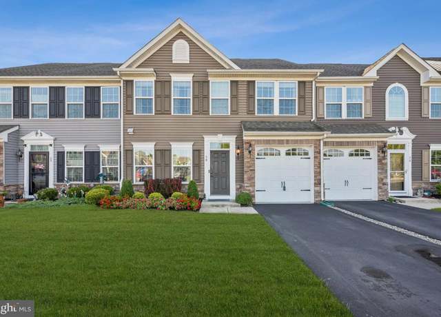 Property at 58 Heals Farm Rd #1, Burlington, NJ 08016, 3 beds, 2.5 baths