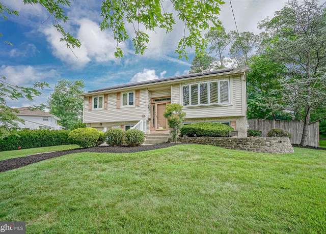 Property at 113 Sherbrook Blvd, Somerdale, NJ 08083, 4 beds, 2 baths