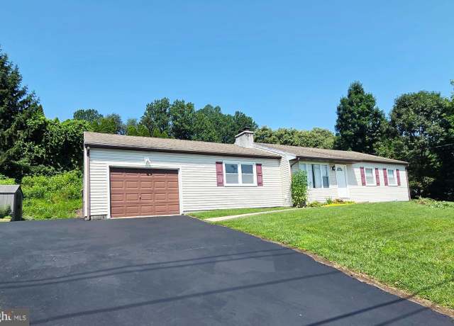 Property at 362 Hain Rd, Reading, PA 19608, 3 beds, 2 baths