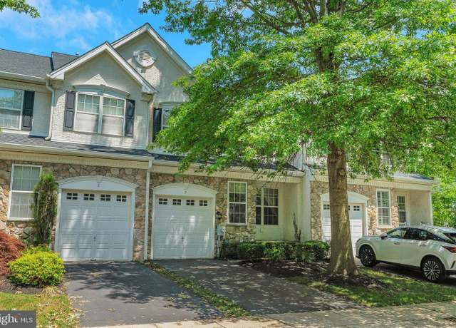 Property at 5 Henley Dr, Glen Mills, PA 19342, 3 beds, 2.5 baths