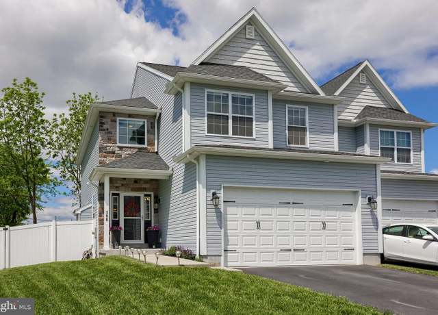 Property at 158 Canvasback Ln, Elizabethtown, PA 17022, 3 beds, 2.5 baths